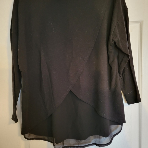 Top - Picture 2 of 2